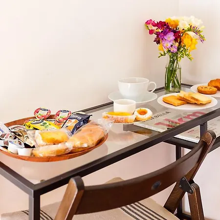 Flavia 84 Bed & Breakfast *